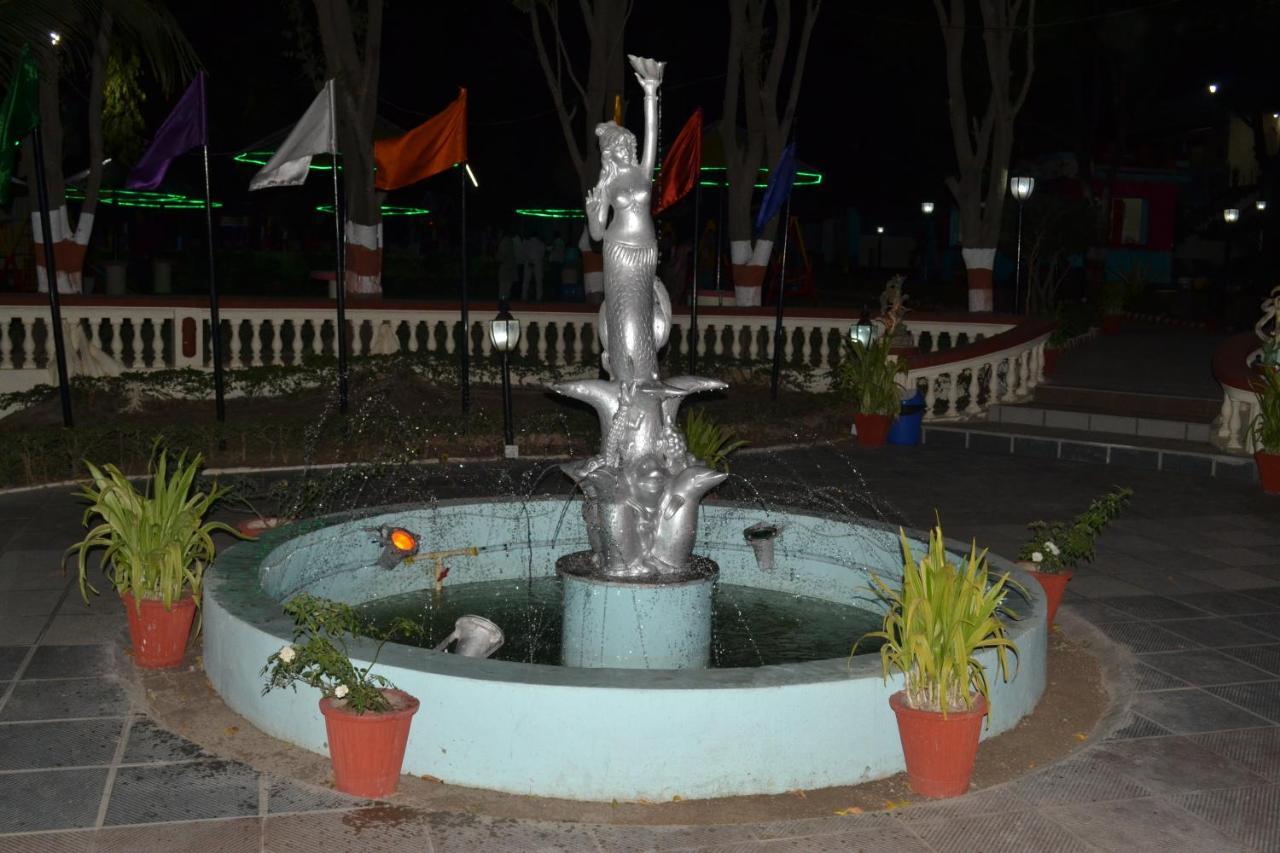 Fun And Food Resort & Holidays Harsola 外观 照片